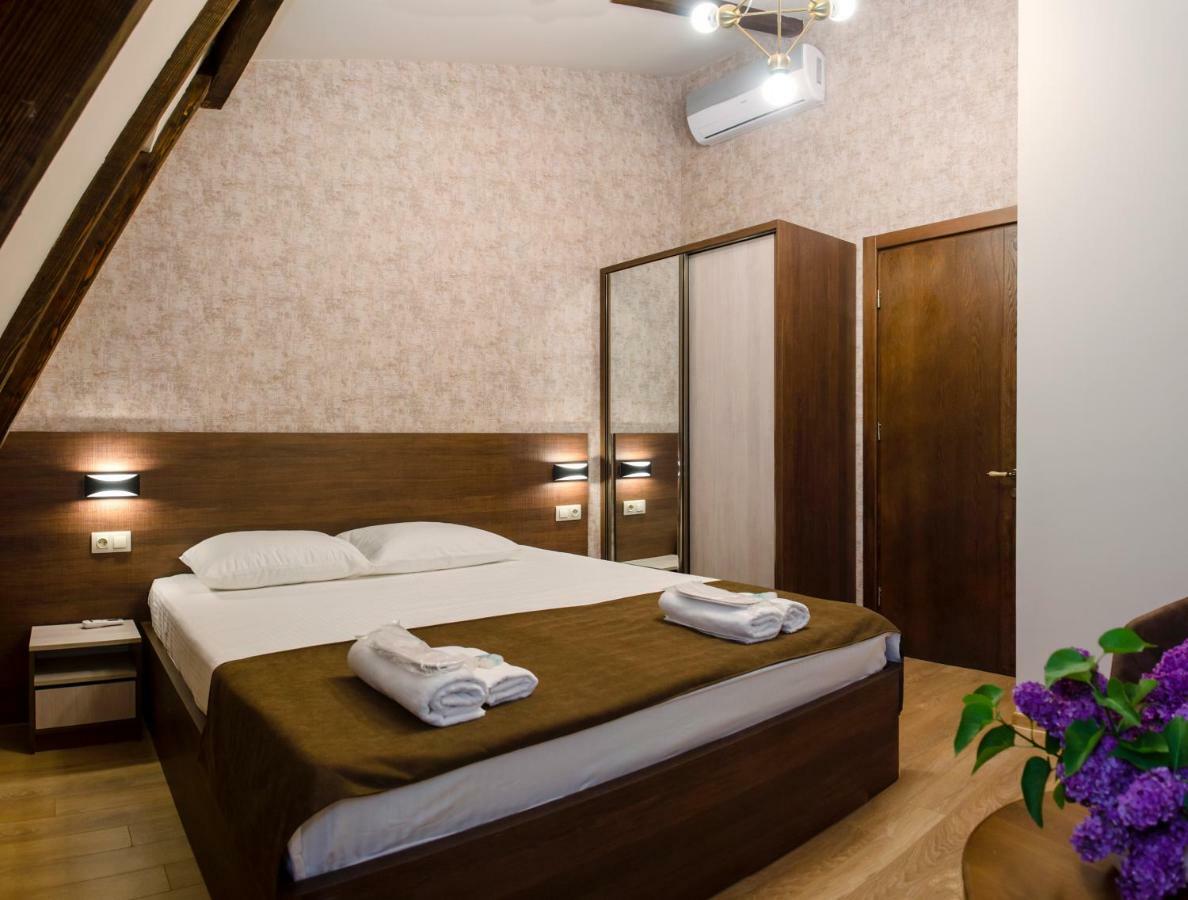 Home@97 On Aghmashenebeli Avenue Tbilissi Extérieur photo