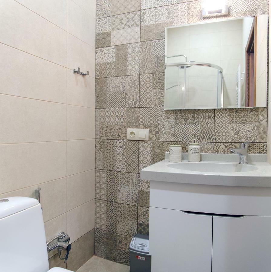 Home@97 On Aghmashenebeli Avenue Tbilissi Extérieur photo